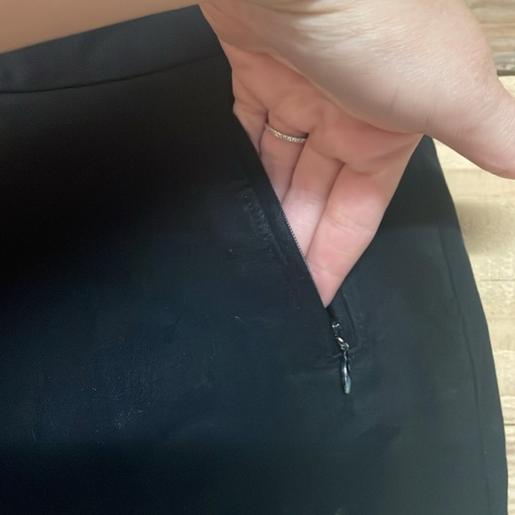 Banana Republic size 00 Petite Black Martin Fit Stretchy Dress Pants - Picture 4 of 11